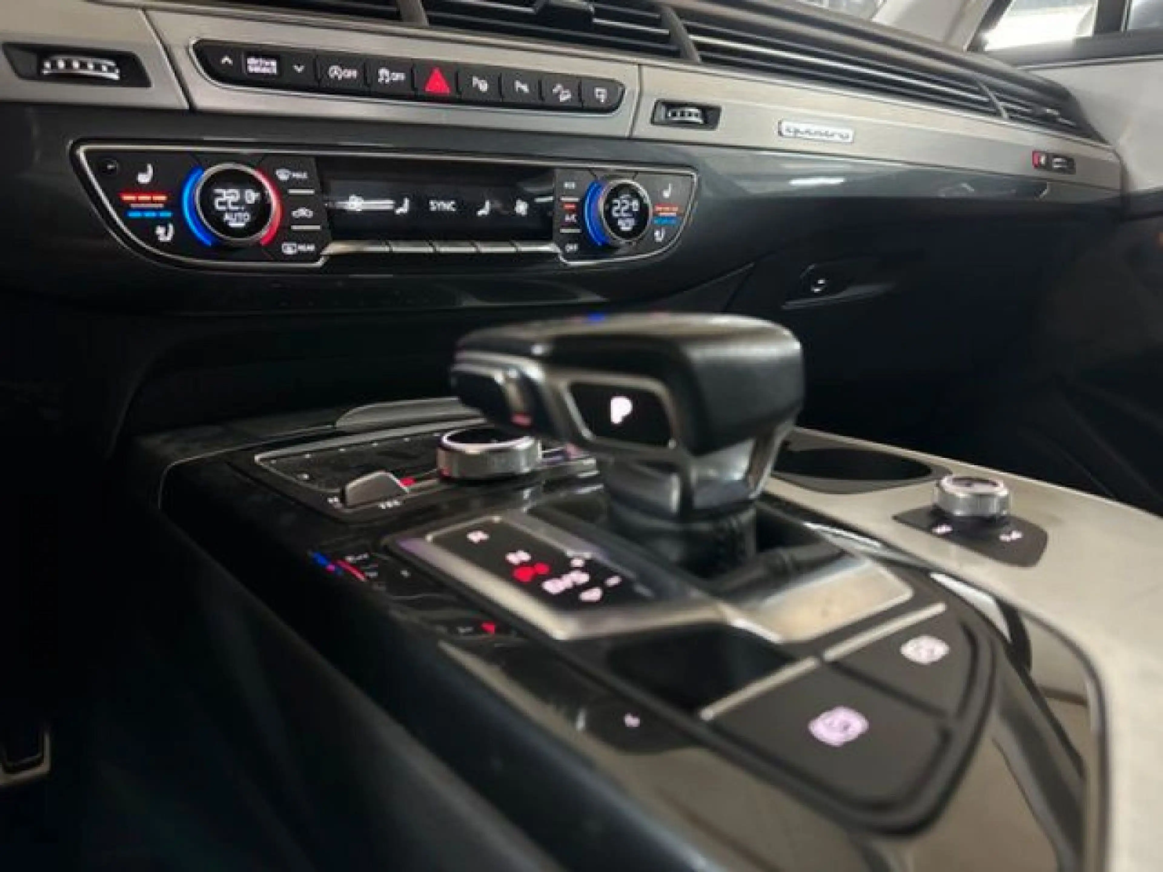 Audi SQ7 4.0TDI QU OPTK*STHZ*SBLF*MSG*KAM*MTRX*VIR*22 — photo 15