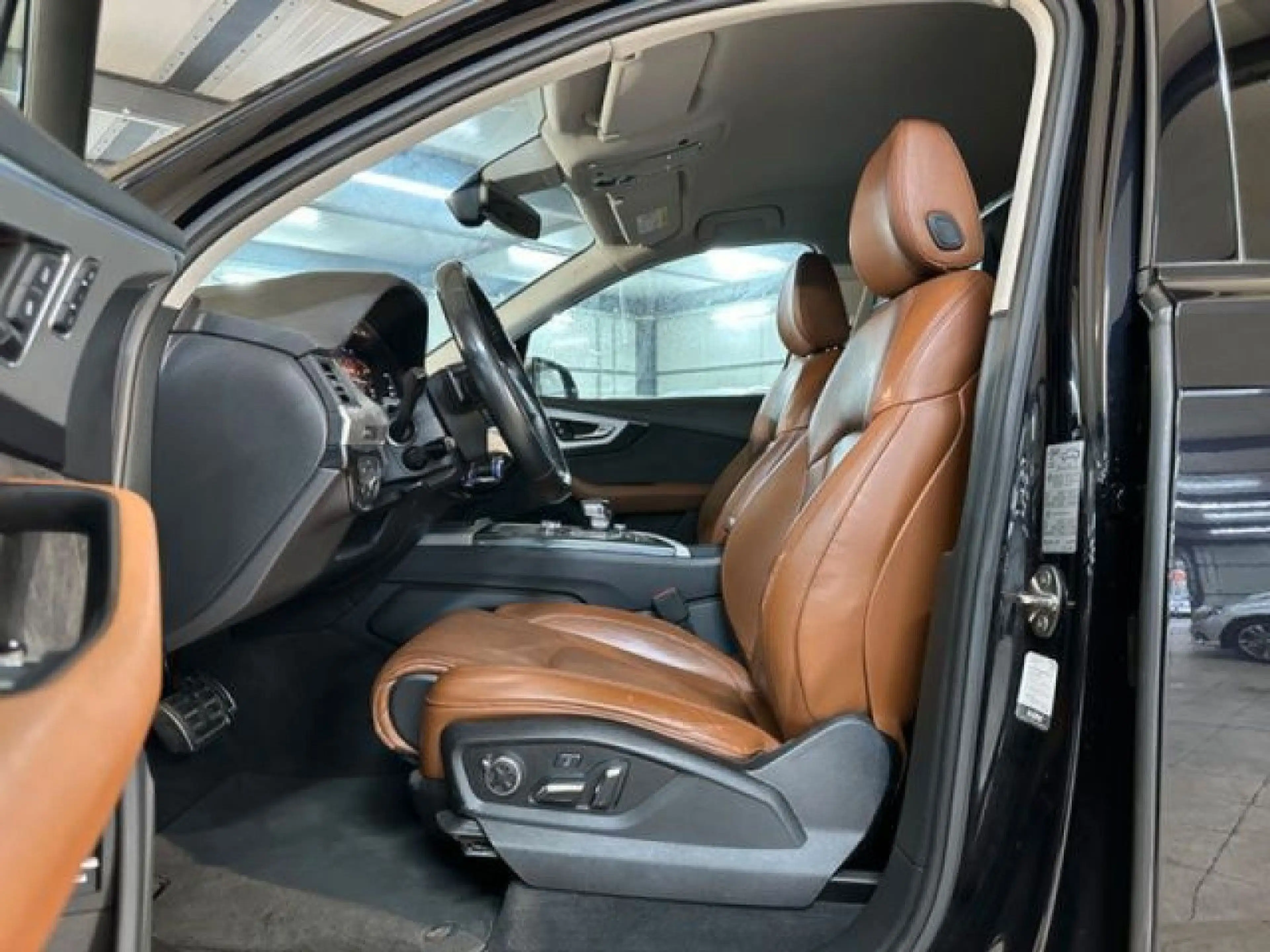 Audi SQ7 4.0TDI QU OPTK*STHZ*SBLF*MSG*KAM*MTRX*VIR*22 — photo 8