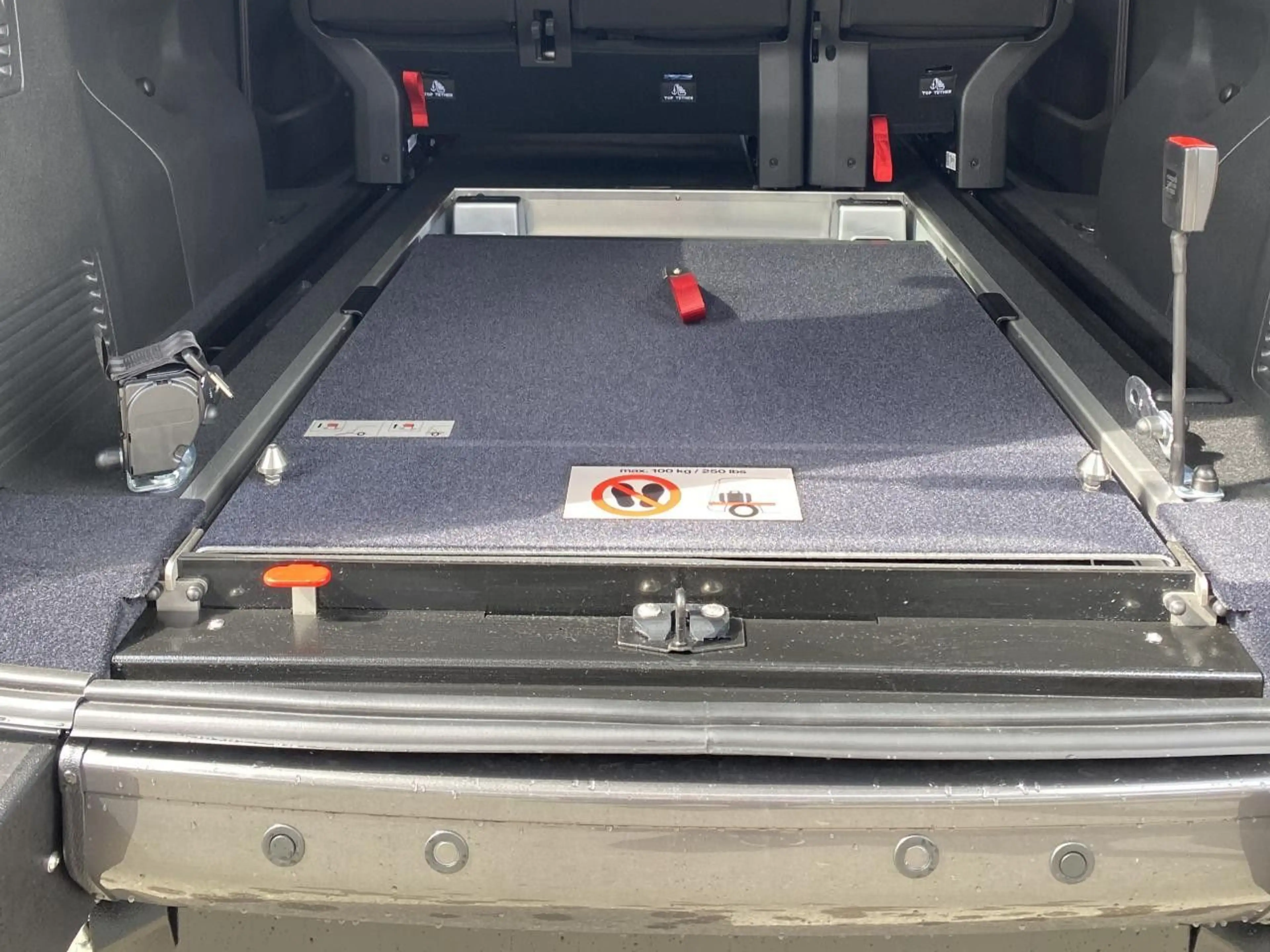Peugeot Traveller L2 Active 2.0 BlueHDi 145 EAT8 Klima — photo 11