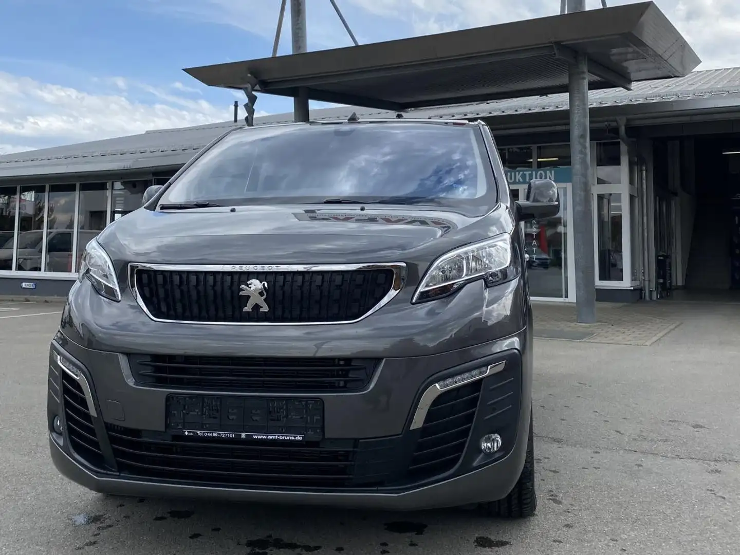 Peugeot Traveller L2 Active 2.0 BlueHDi 145 EAT8 Klima Gris - 1