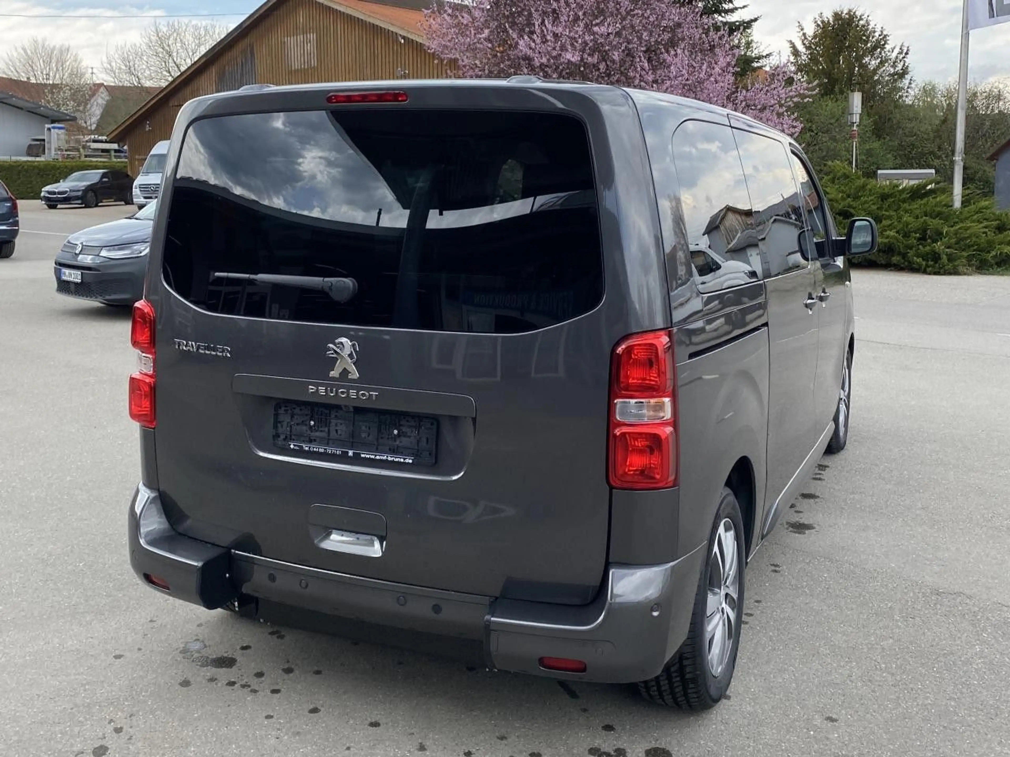 Peugeot Traveller L2 Active 2.0 BlueHDi 145 EAT8 Klima — photo 4