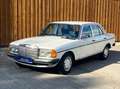 Mercedes-Benz 200 W123 Automatik, nur 74.000 Km, 1. Hand Weiß - thumbnail 4