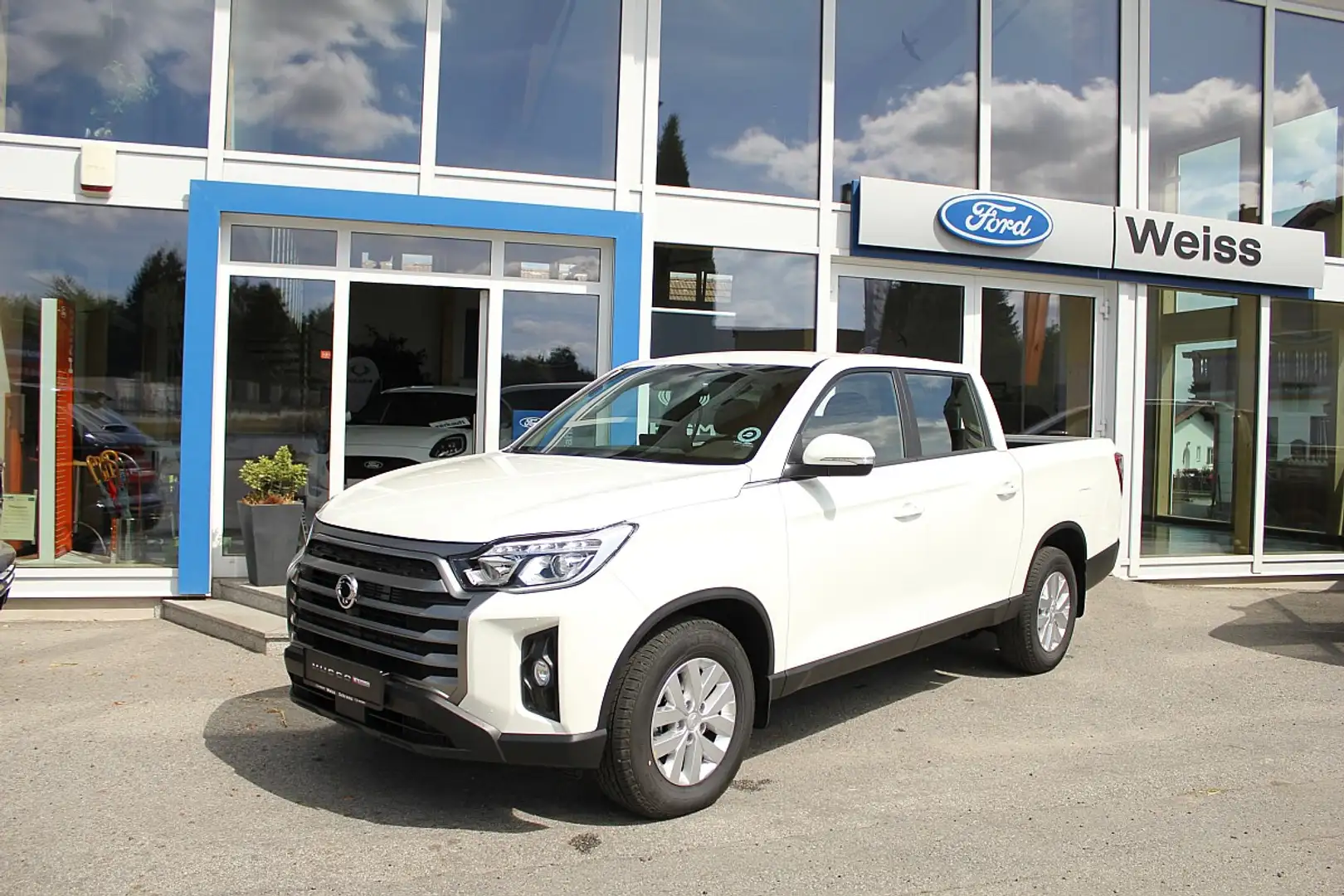 KGM Musso MUSSO GRAND Style Musso Grand Style Weiß - 1