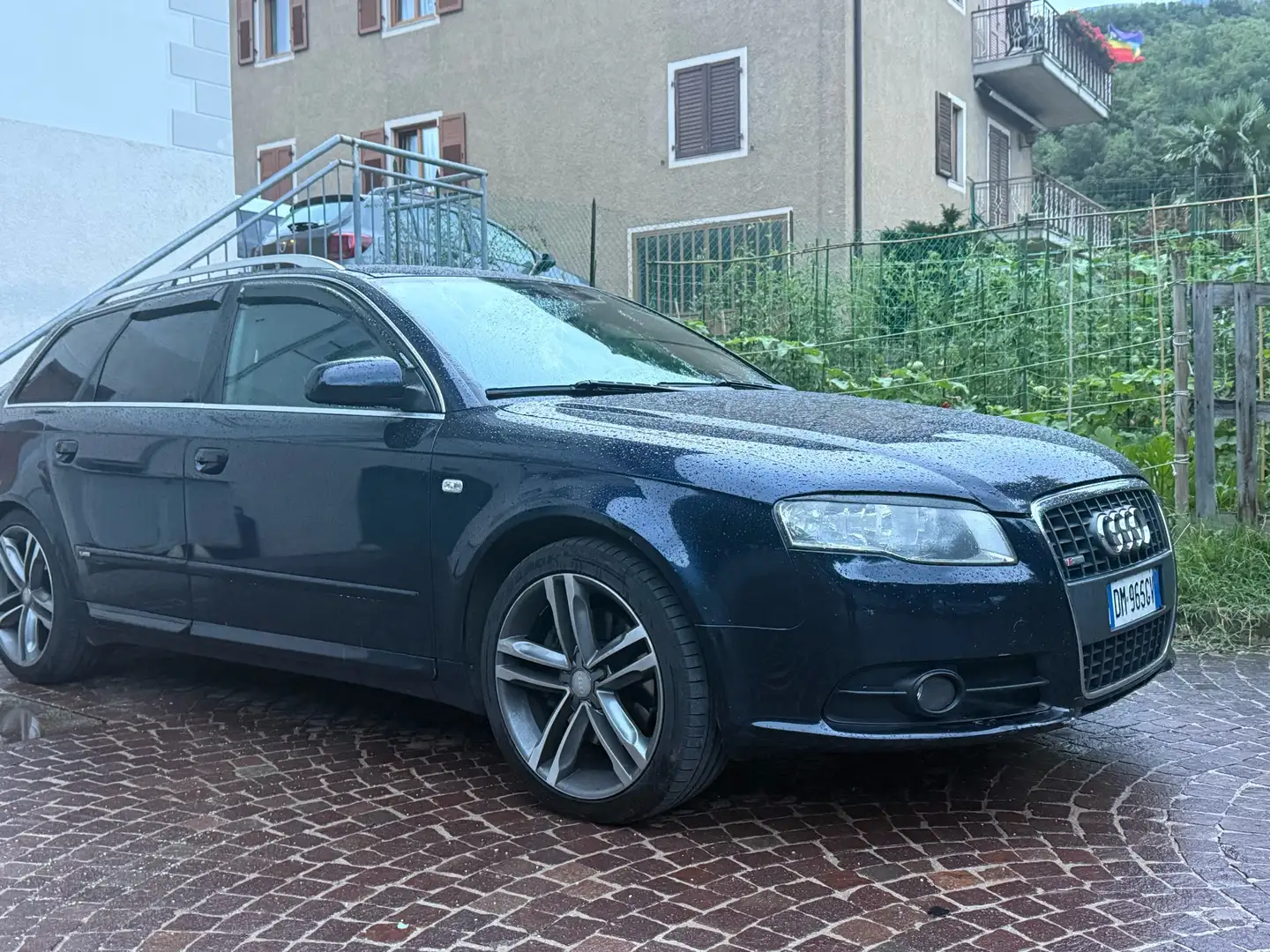Audi A4 Avant 2.0 TDI DPF - 2