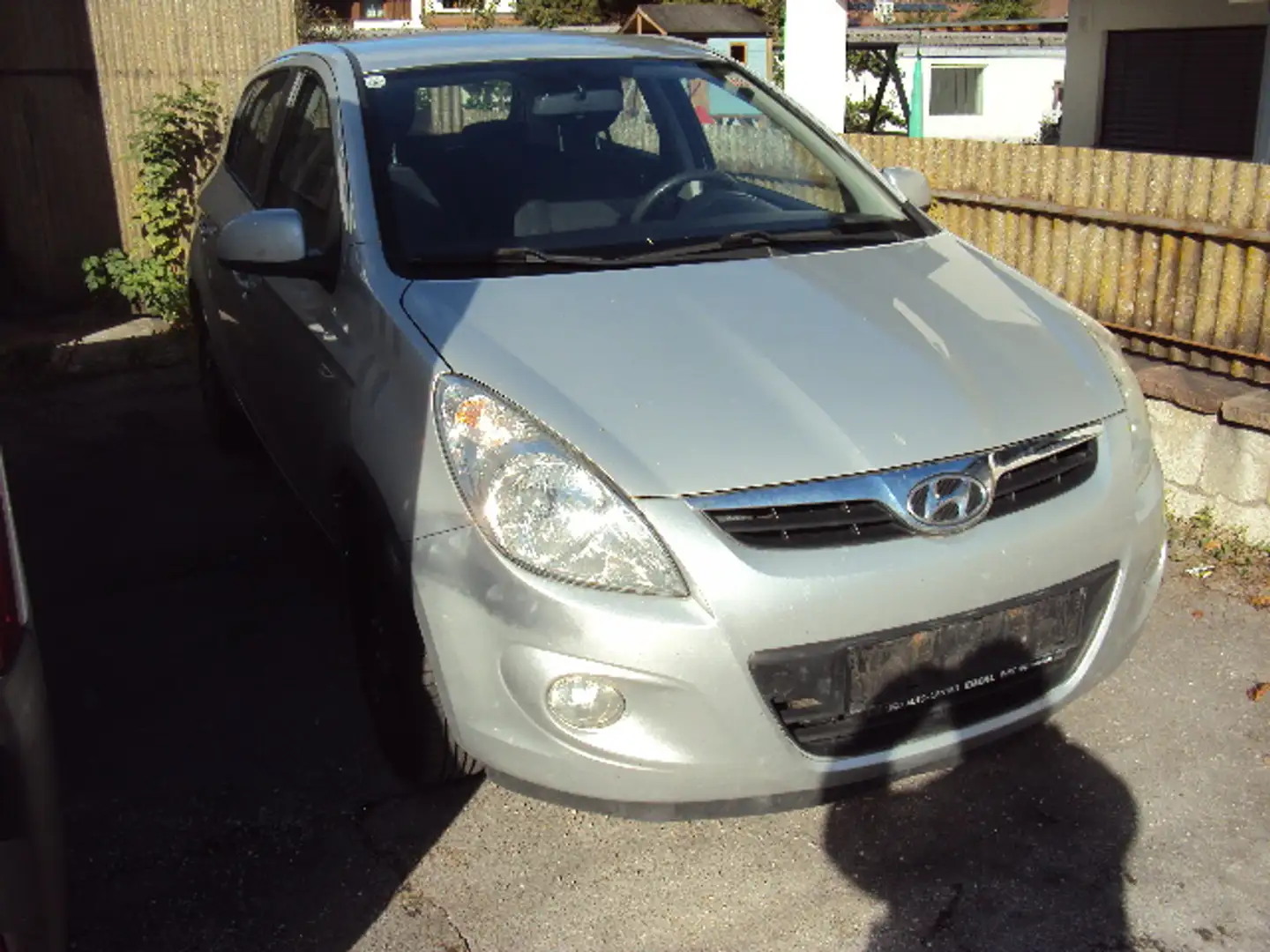 Hyundai i20 i20 1,25 Comfort Comfort Silber - 1