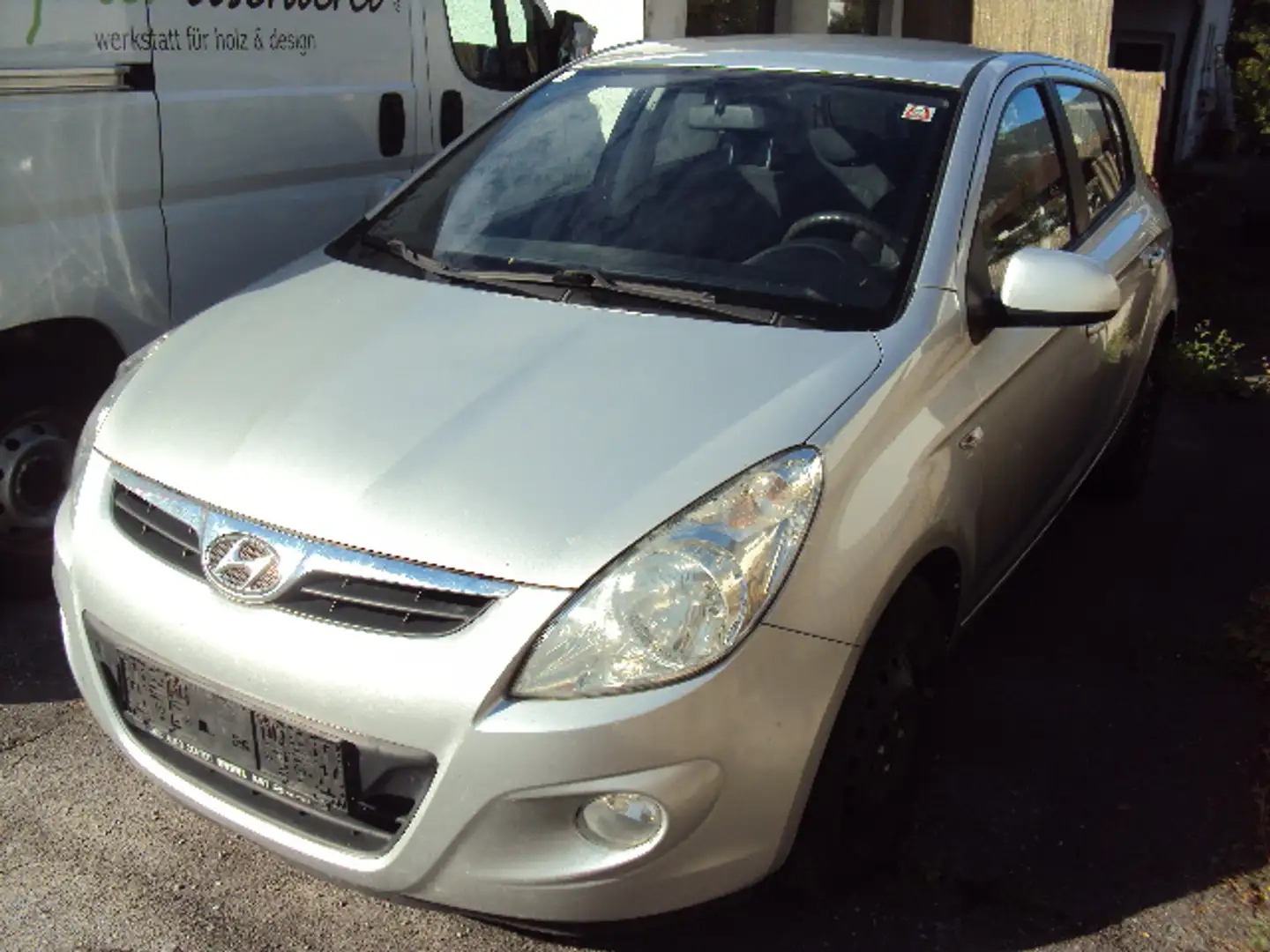 Hyundai i20 i20 1,25 Comfort Comfort Silber - 2
