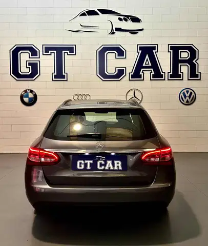 Mercedes-Benz C view 7