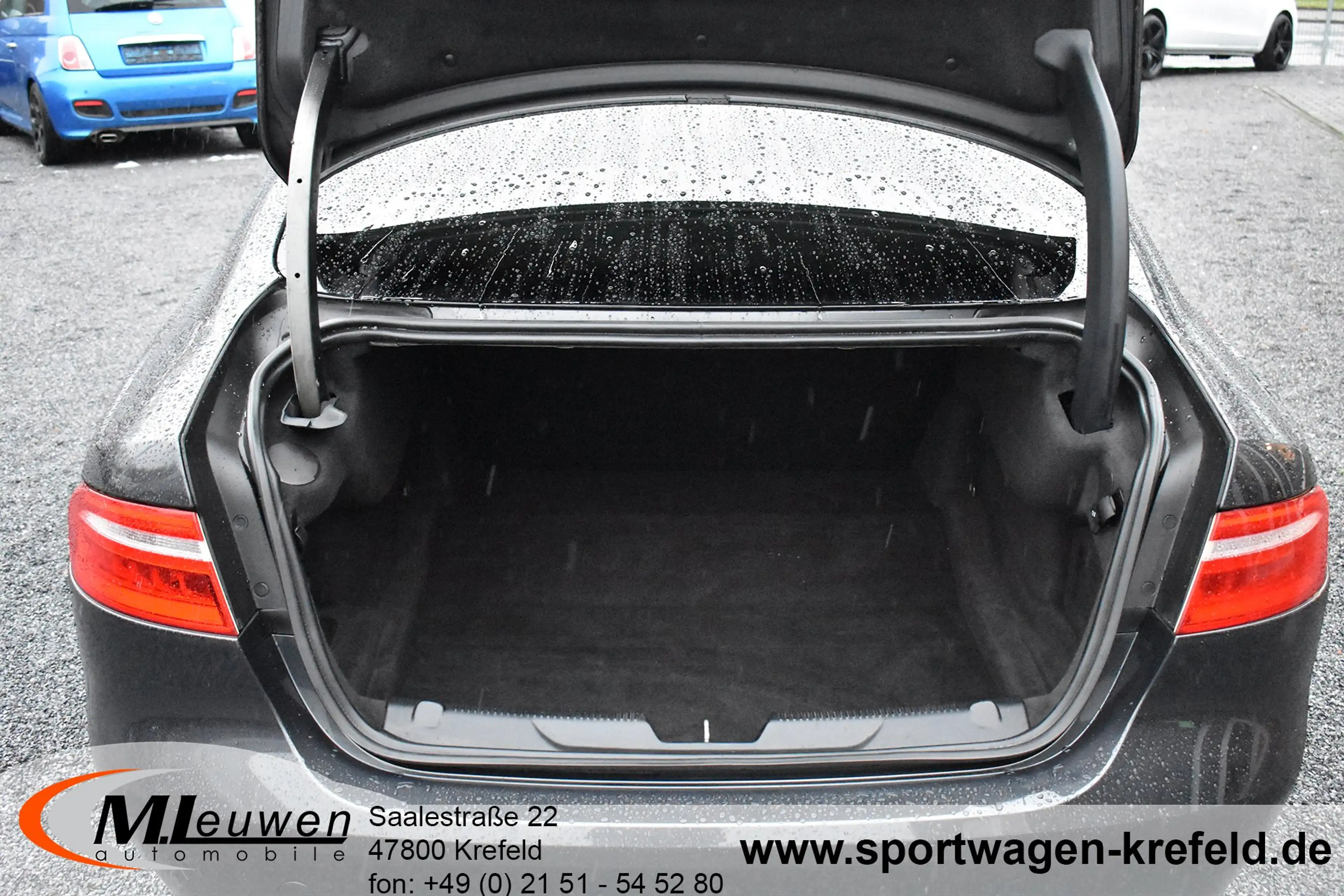 Jaguar XE R-Sport *PANO*HUD*19" ALU*NAVI*LEDER* — photo 10
