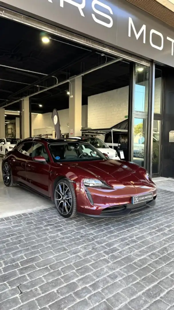 Porsche Taycan Sport Turismo Violet - 2