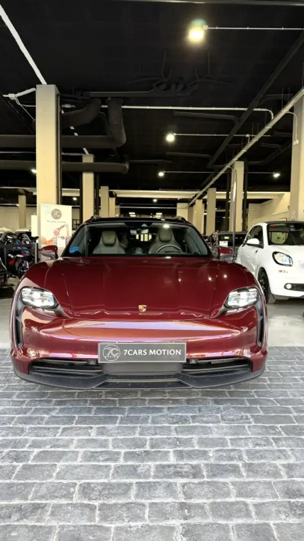 Porsche Taycan Sport Turismo Violet - 1