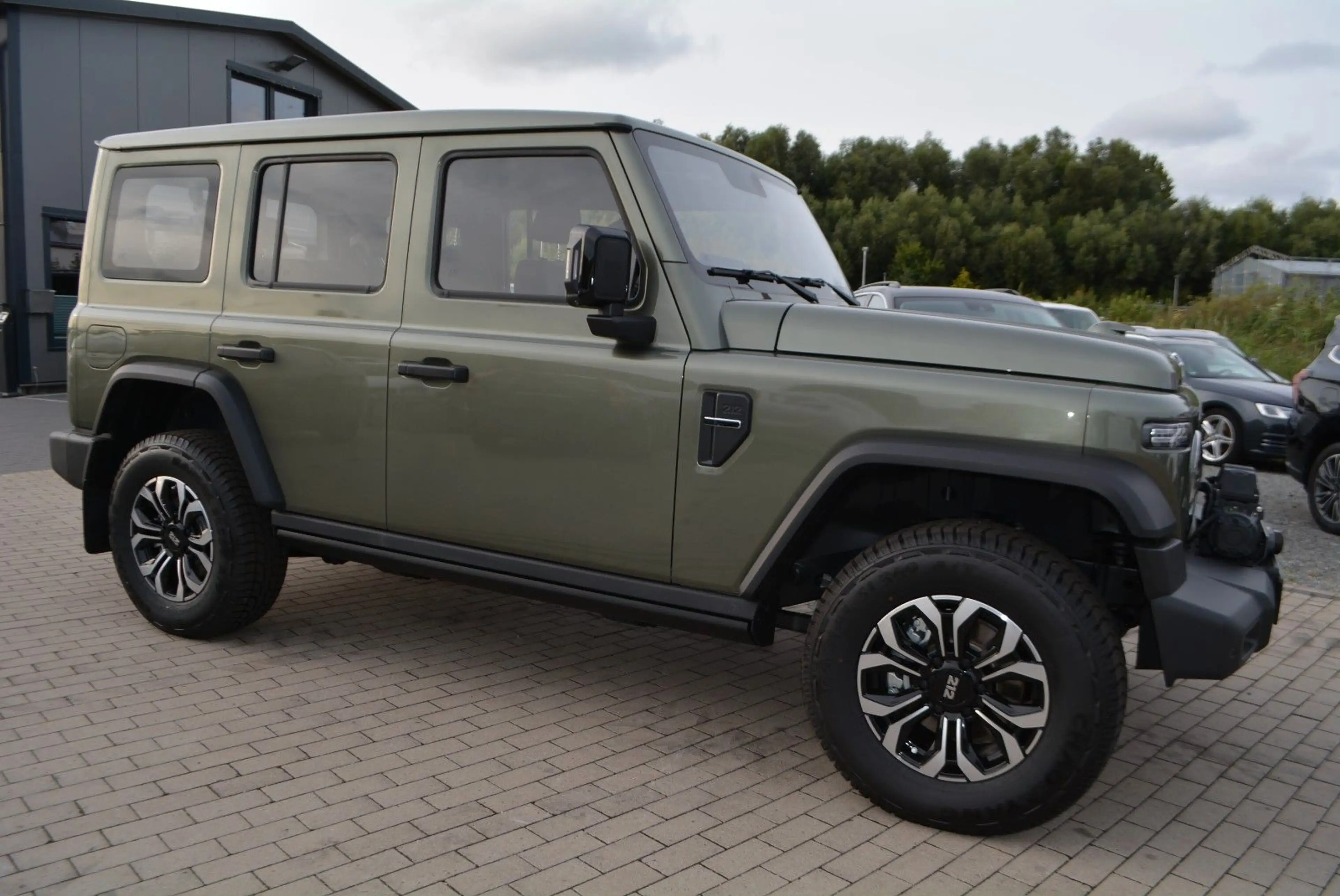 BAW 212 -2.0 Turbo Diesel-360Kamera#sofortVerfügbar# — photo 14