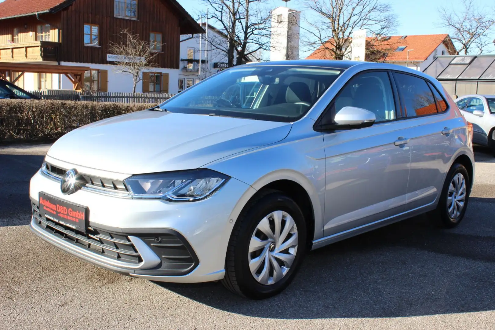 Volkswagen Polo VI Life Argent - 1