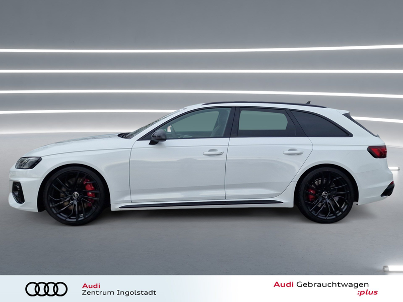 Audi RS4 Avant MATRIX RS-AGA Head-up Optik-schw.+ 20" — photo 3