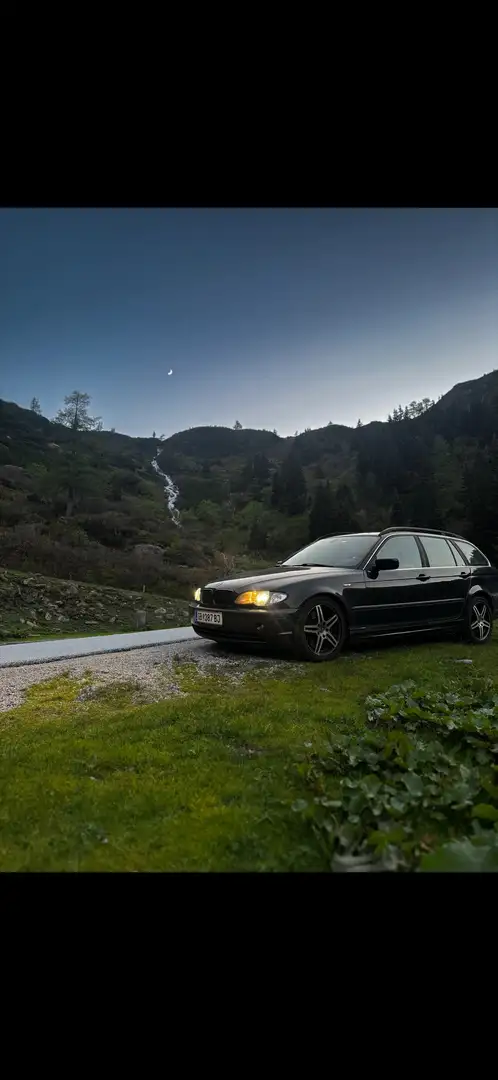 BMW 330 330xd touring Black - 1