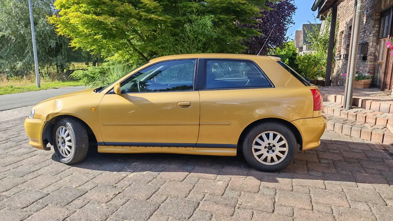 Audi A3 1.6 Attraction, foto 3