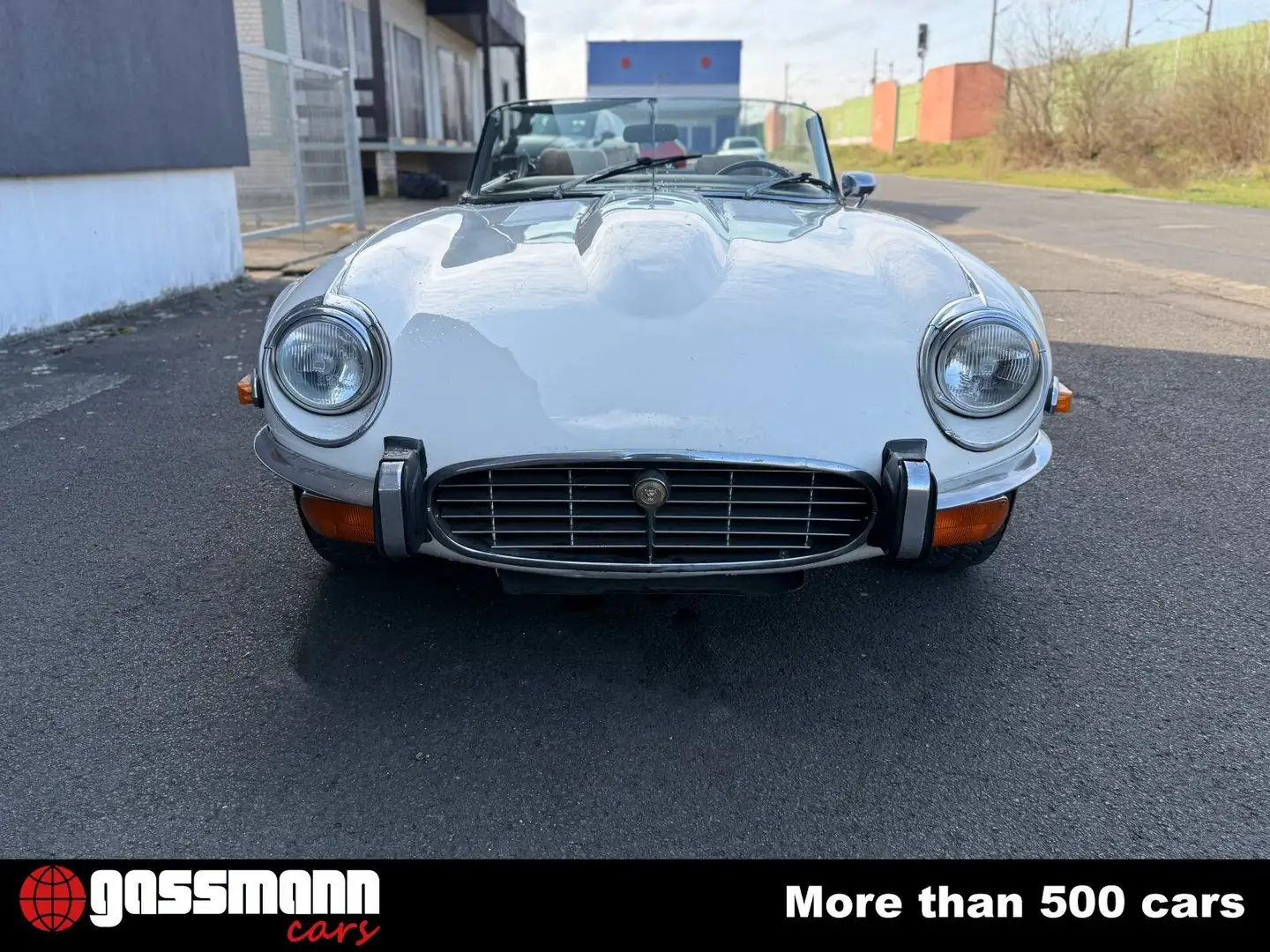 Jaguar E-Type V12 Cabrio SIII Beige - 2