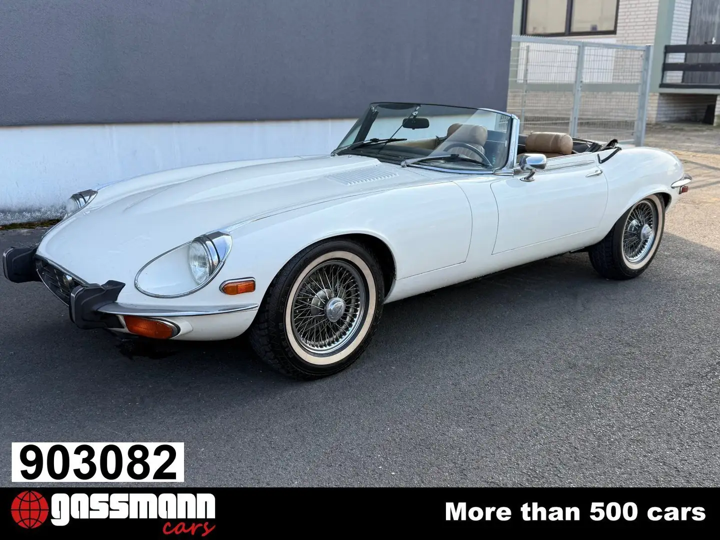 Jaguar E-Type V12 Cabrio SIII Beige - 1