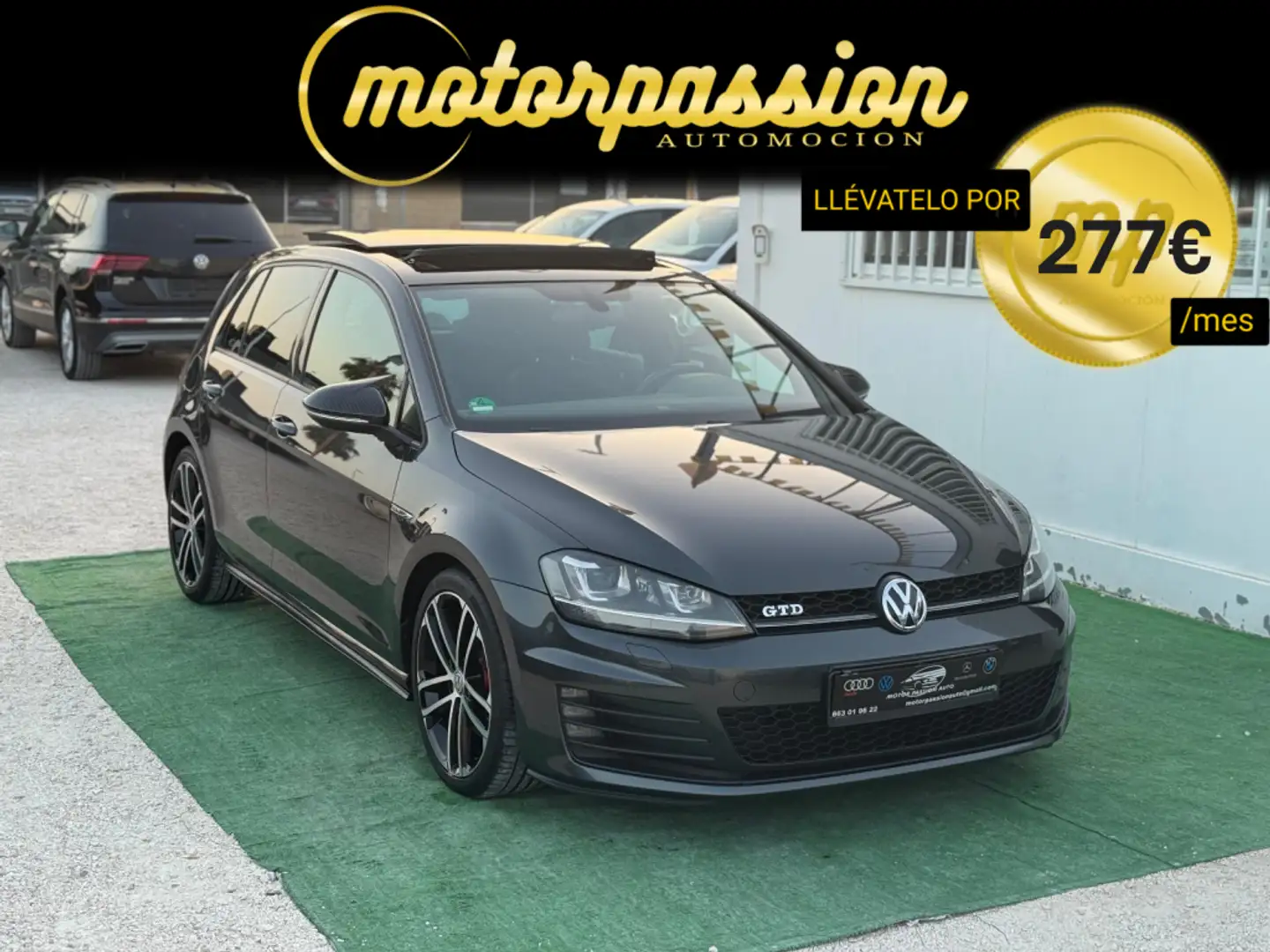 Volkswagen Golf Pequeño Automático de 5 Puertas Gris - 1
