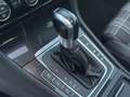 Volkswagen Golf Pequeño Automático de 5 Puertas Gris - thumbnail 26
