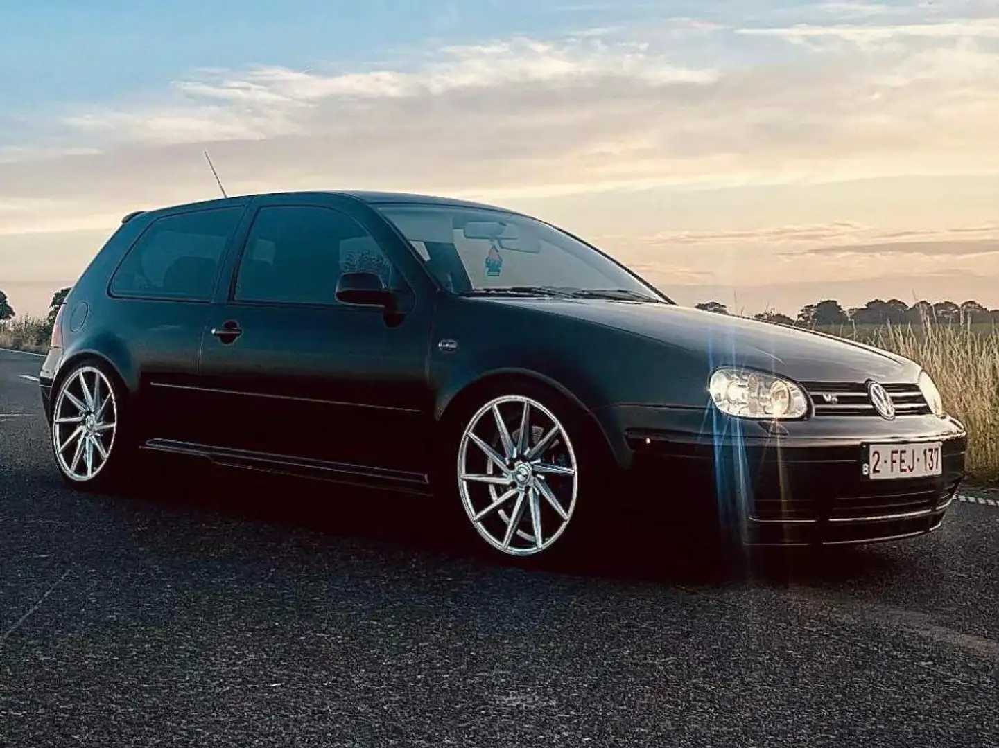 Volkswagen Golf 2.8i V6 4Motion Noir - 1