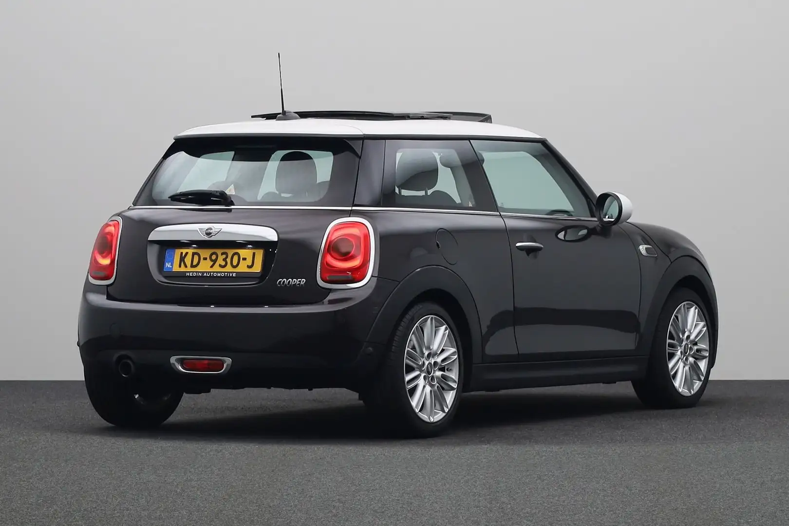 MINI Cooper 3-deurs 1.5 Chili | Panoramadak | Stoelverwarming Brun - 2