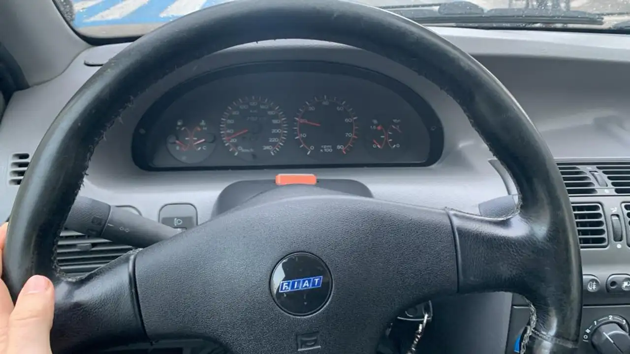 Fiat Punto I 1993 3p 1.4 GT, foto 3