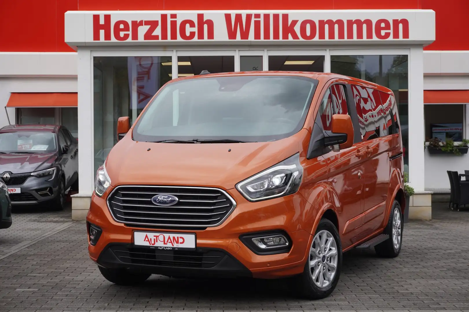 Ford Tourneo Custom 2.0 EcoBlue L1 Xenon Navi SHZ AHK Oranje - 2