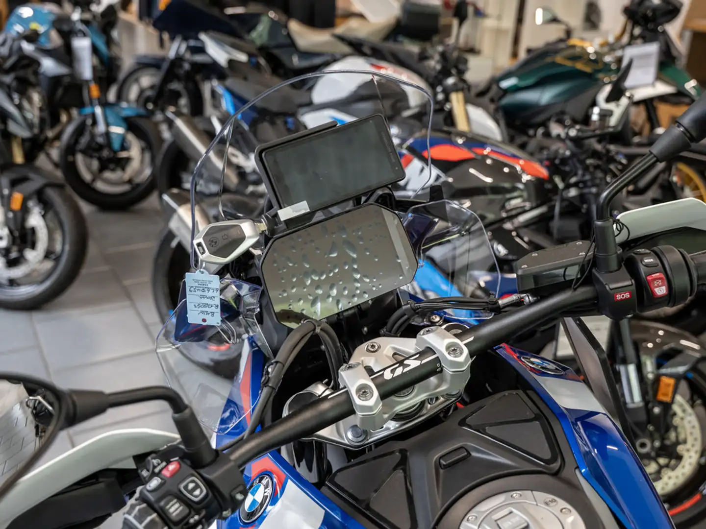 BMW R 1300 GS ACC SHZ inkl. Vario Koffer und Navi Bleu - 2