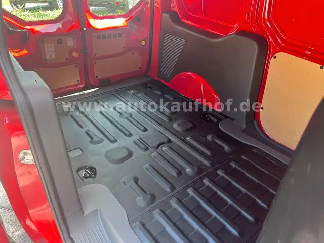 Ford Transit view 10