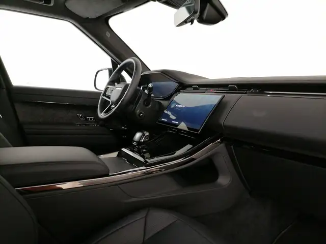 Land Rover Range Rover Sport view 13