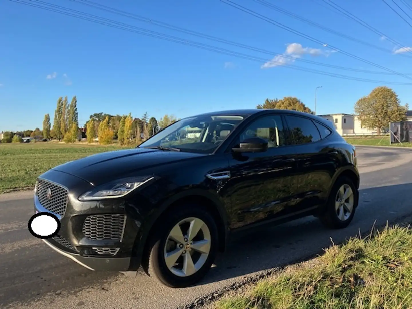 Jaguar E-Pace E-Pace 2.0DI4 D150 S AWD Aut. AHK*AllSeason*Winterpaket*Leder Schwarz - 1