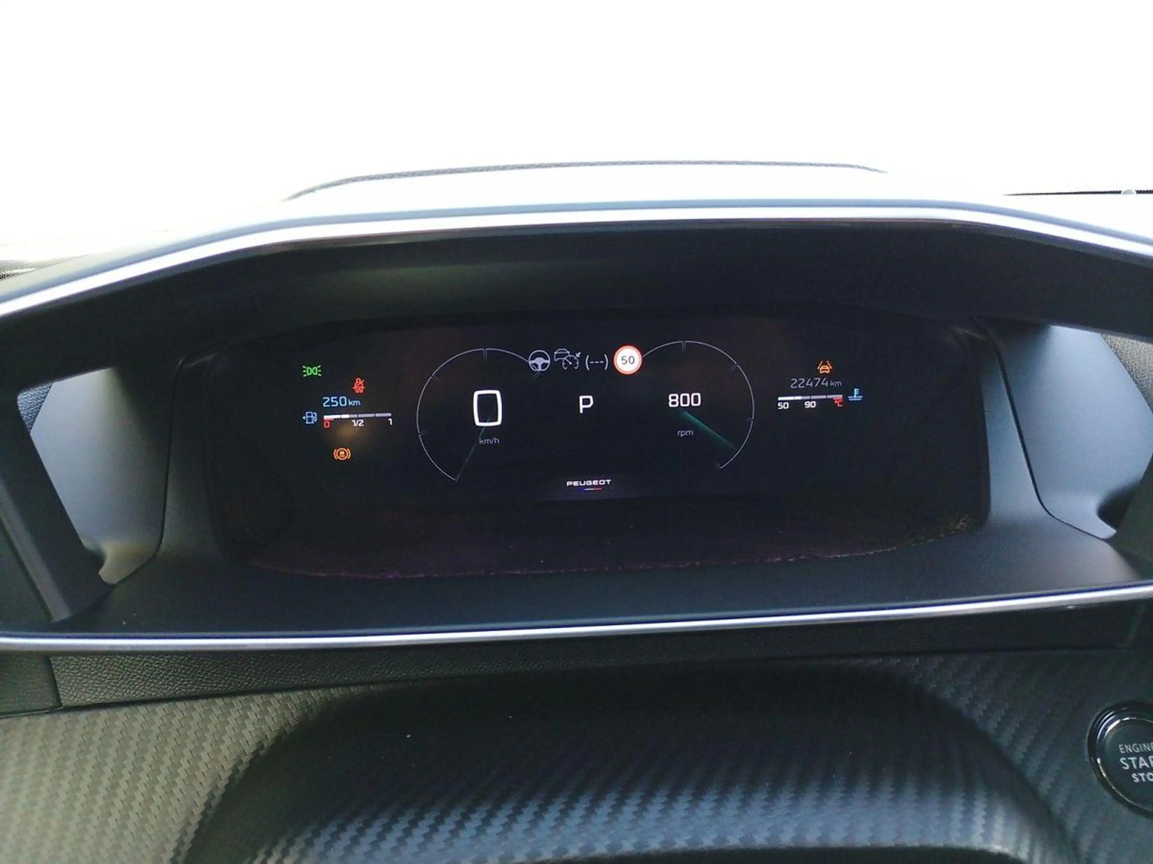 Peugeot 2008 GT 130 EAT8 Massage/NAVI/SHZ/AHK/360°/ACC — photo 8