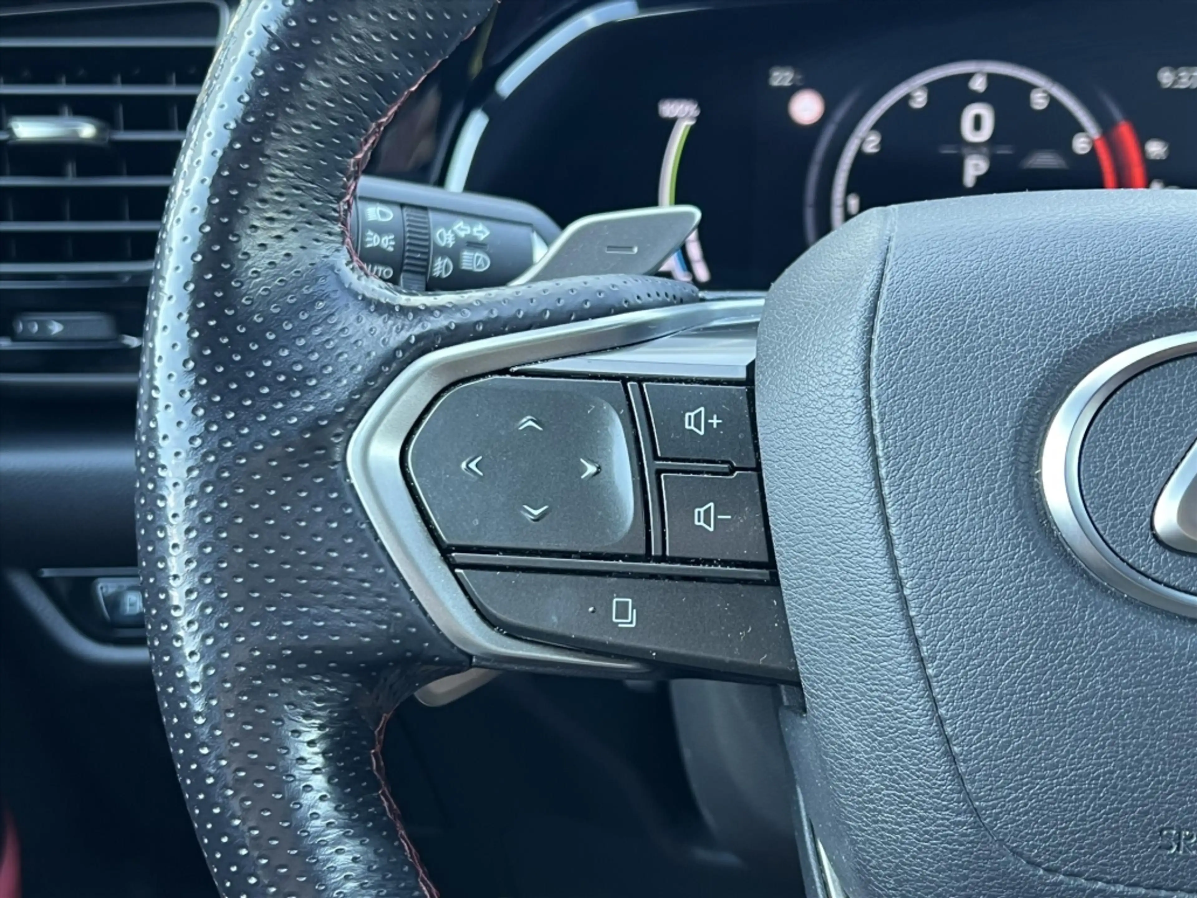 Lexus NX 450h+ AWD F Sport Line | Leer, Geheugenfunctie, Stoelven — photo 24