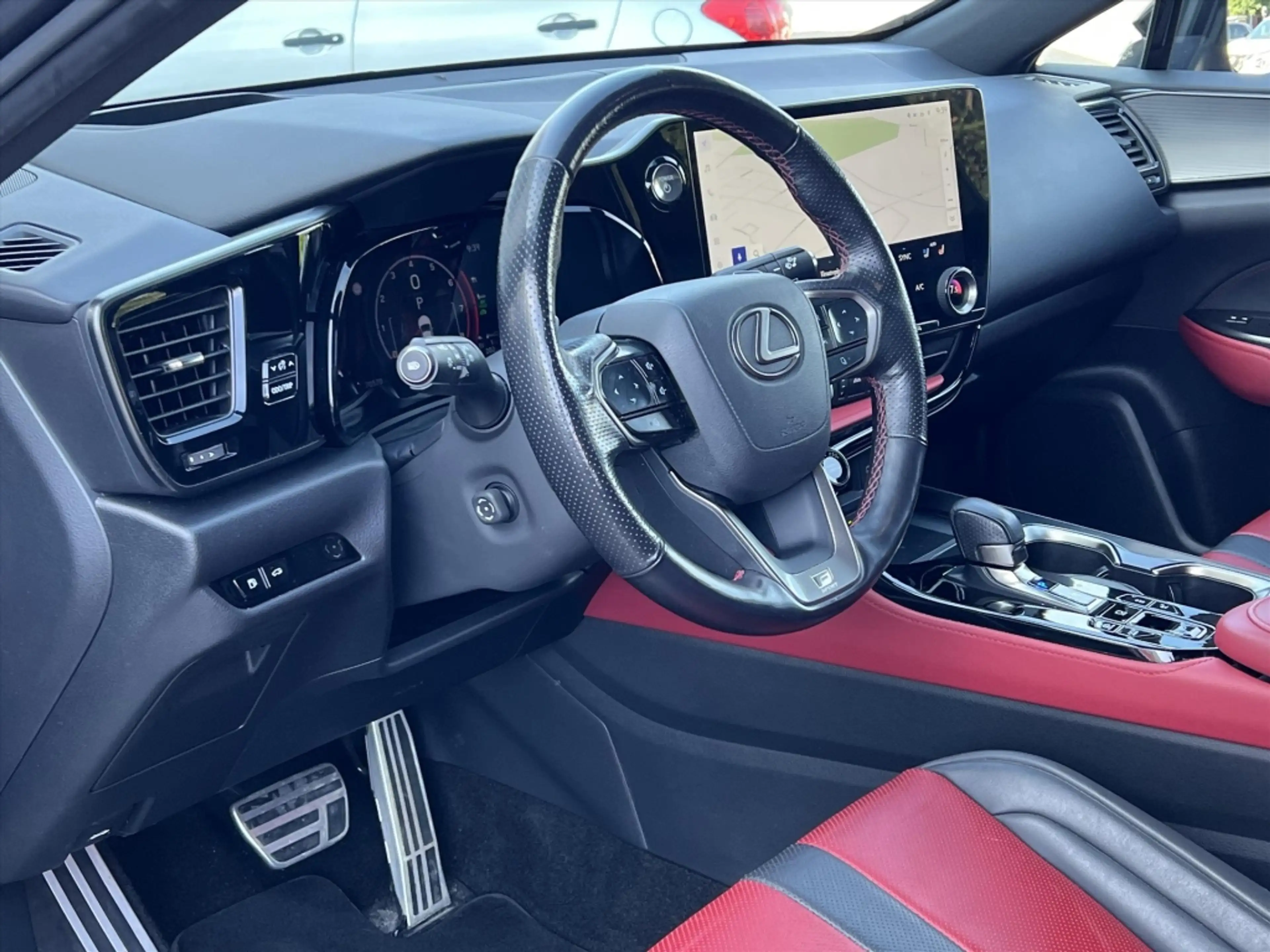 Lexus NX 450h+ AWD F Sport Line | Leer, Geheugenfunctie, Stoelven — photo 17