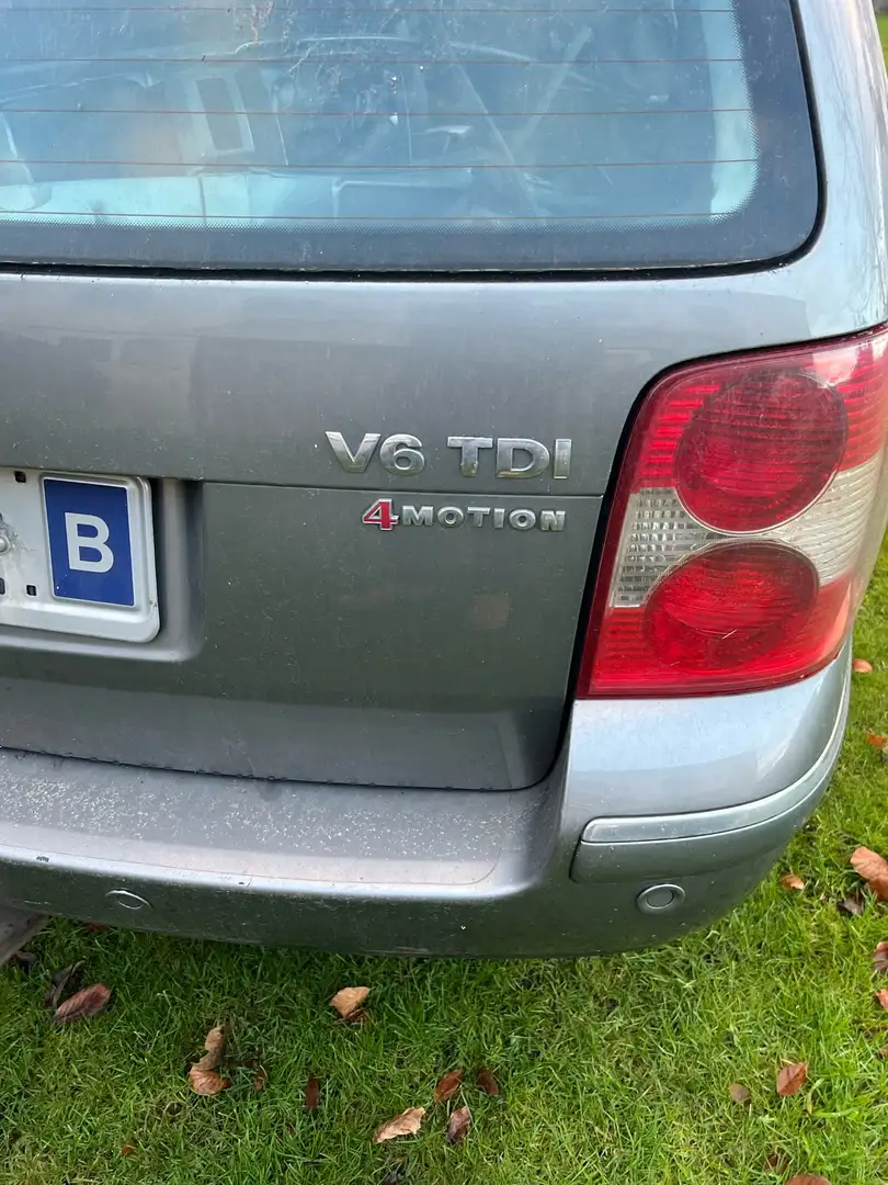 Volkswagen Passat Variant 2.5 TDI V6 4Motion Highline - 1
