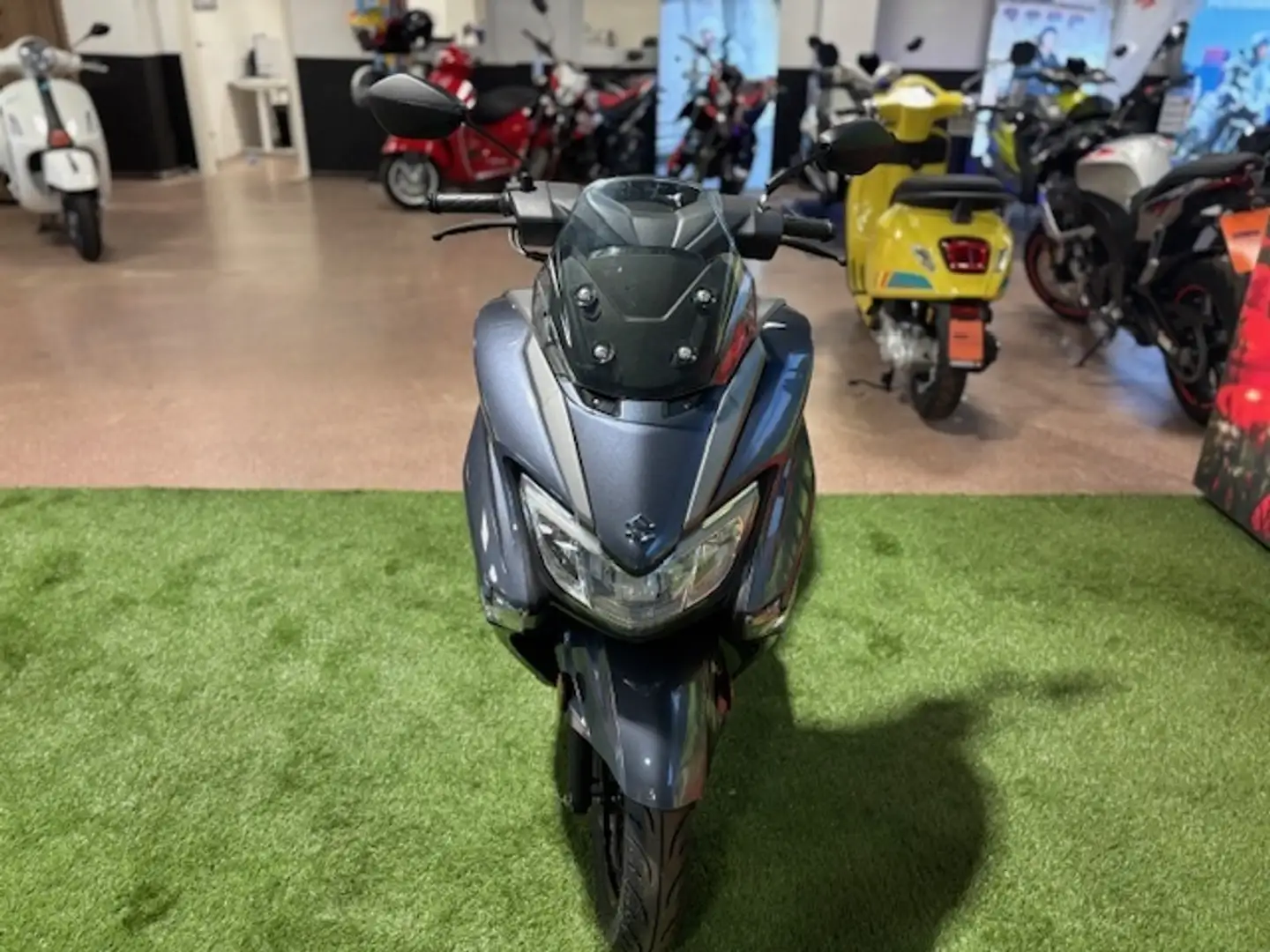 Suzuki BURGMAN STREET 125 EX Gris - 1
