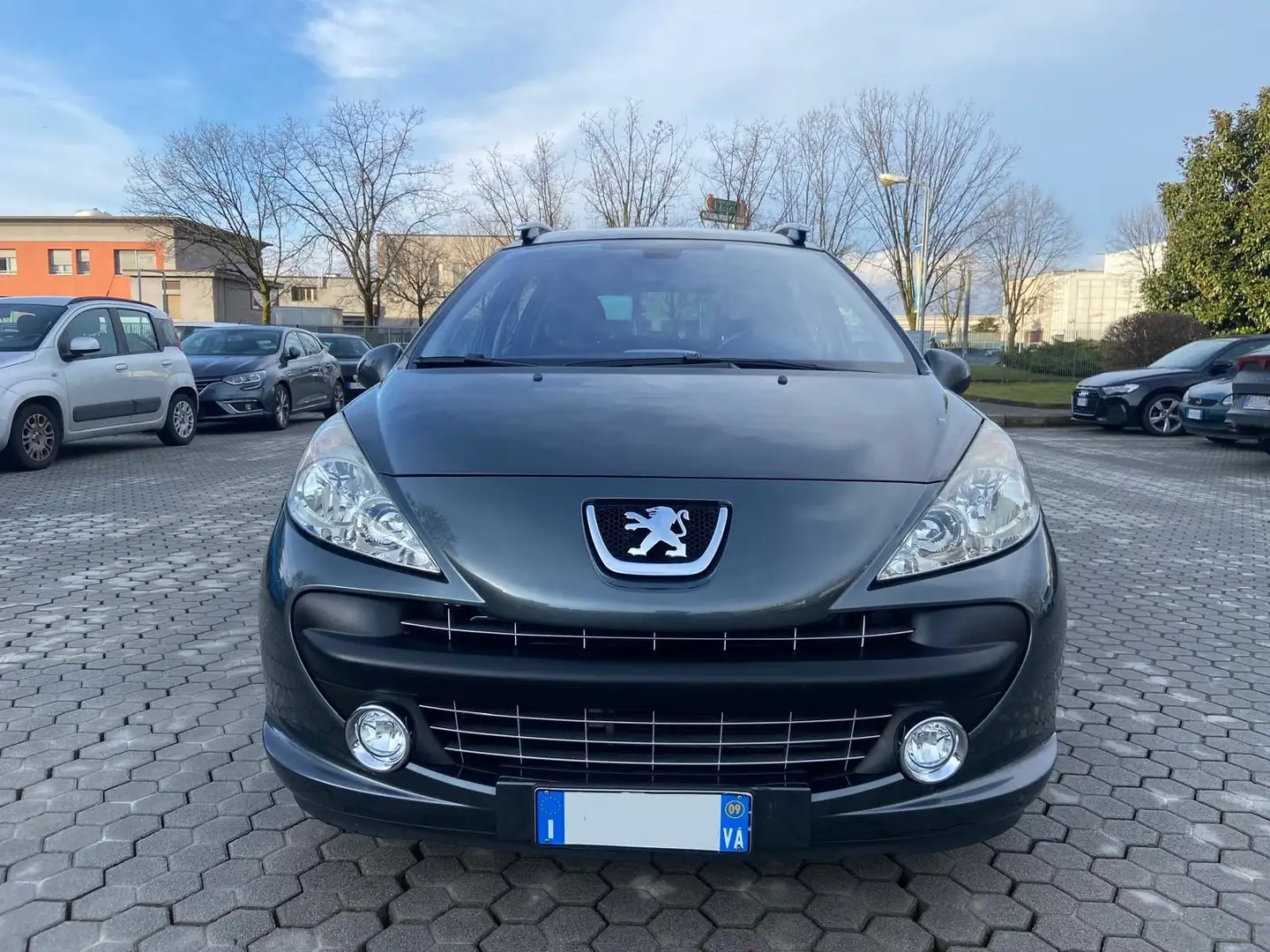 Peugeot 207 SW 1.4 vti 16v XS Ciel c/esp *OK NEOPATENTATI* Grau - 2