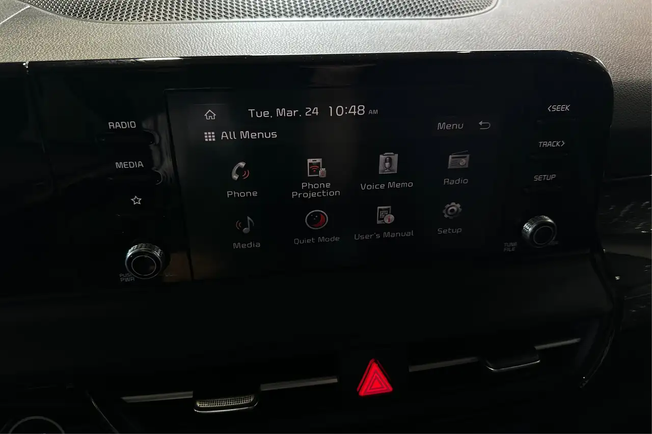 Kia Seltos снимка Kia Seltos