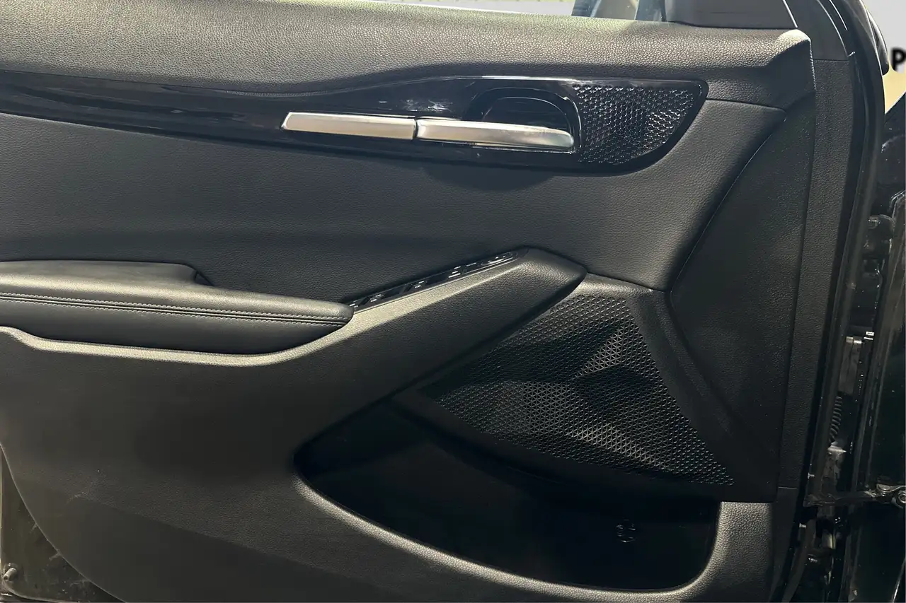 Kia Seltos снимка Kia Seltos