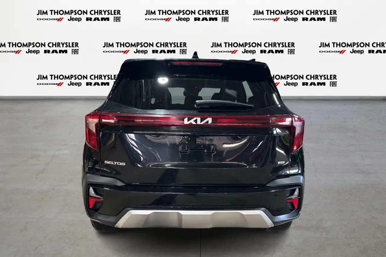 Kia Seltos снимка Kia Seltos
