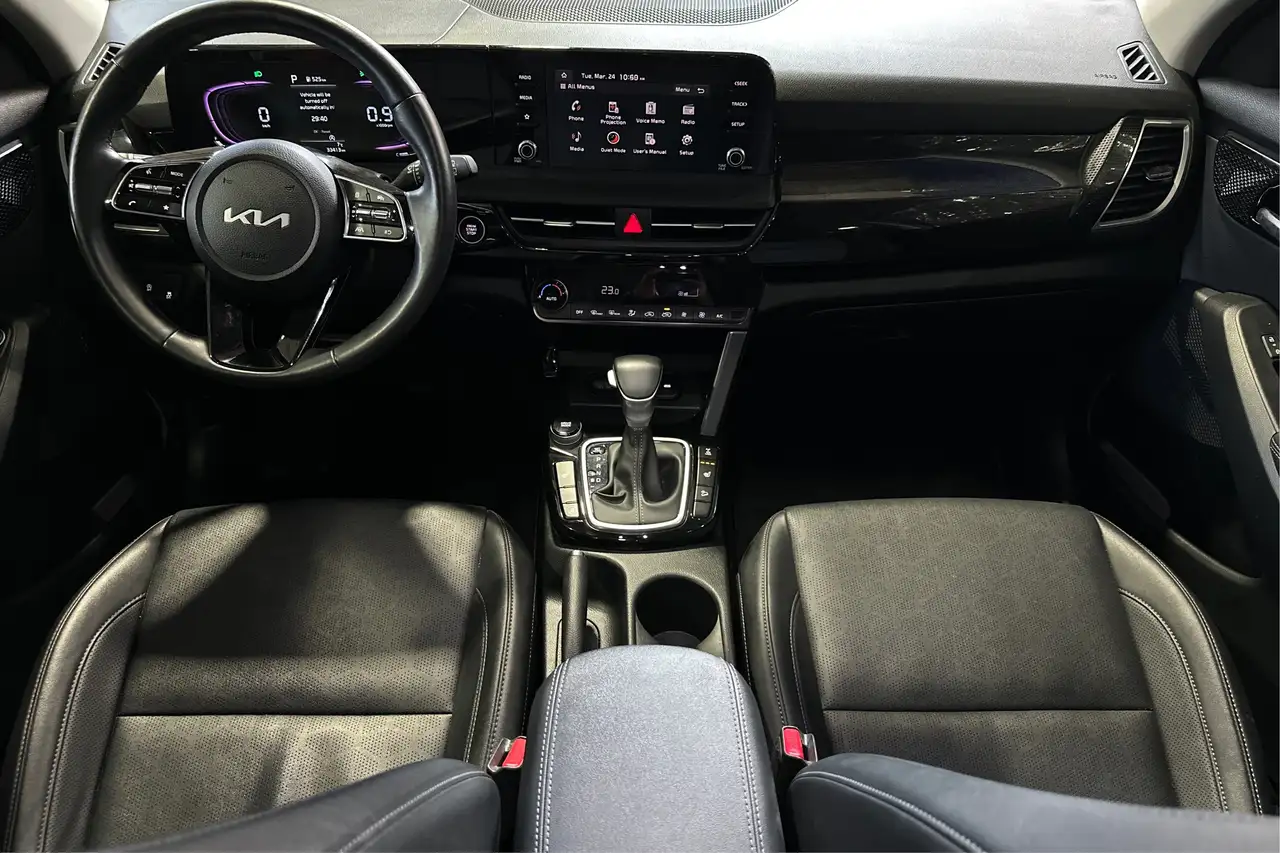 Kia Seltos снимка Kia Seltos