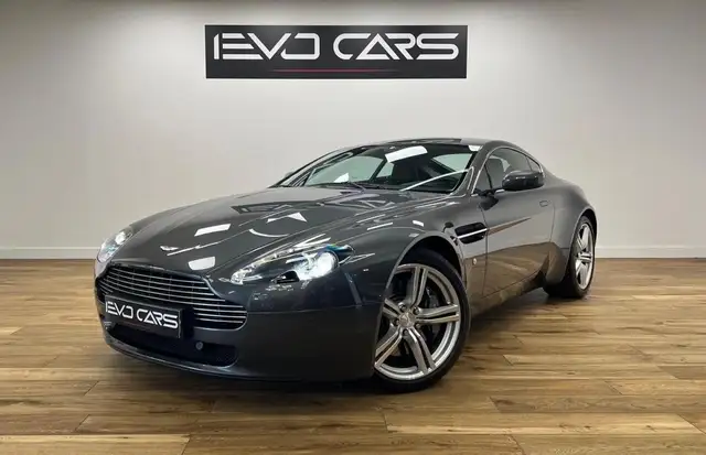 Aston Martin V8 Coupé 4.7 426 ch Sportshift / Embrayage neuf / Française / Suivi 100%