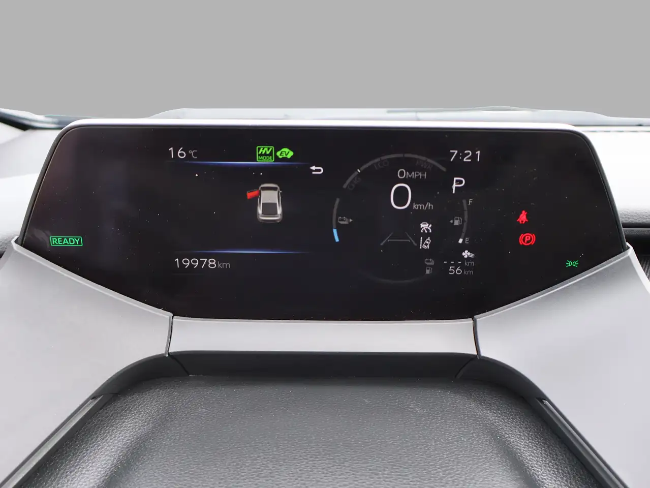 Toyota Prius Prime снимка Toyota Prius Prime