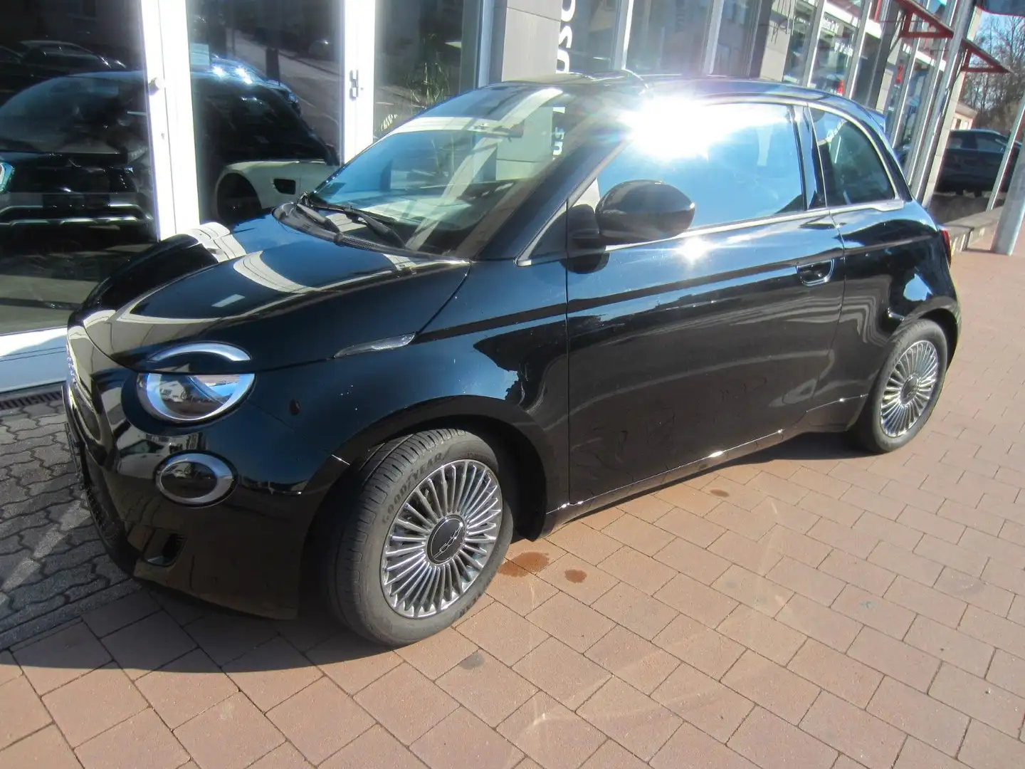 Fiat 500 Icon Limousine 42 kWh/Komfort-Paket/Klimaaut - 1