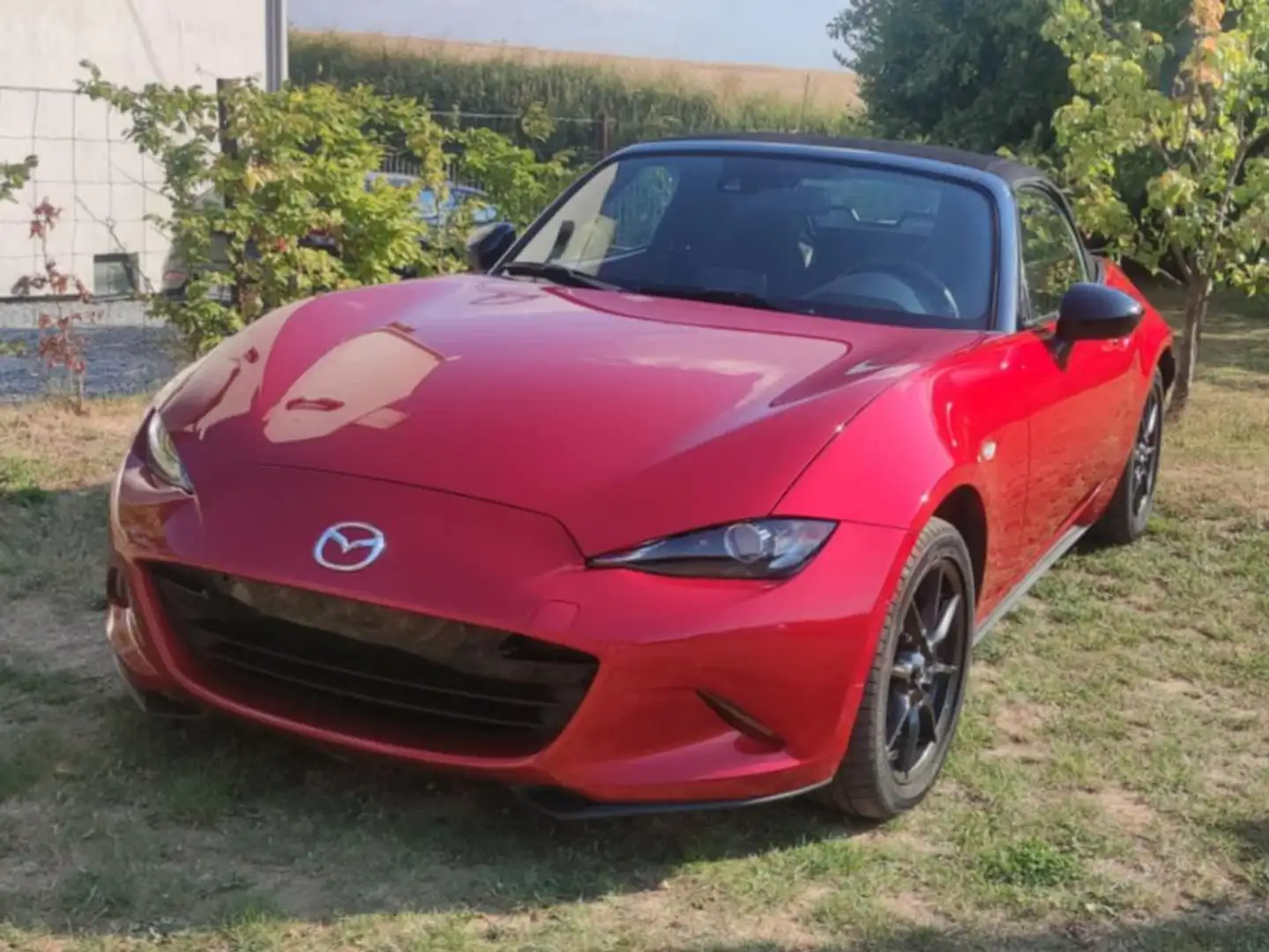 Mazda MX-5 MX-5 1.5i Skyactiv-G Skycruise Rot - 1
