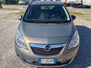 1.3 CDTI 95CV Cosmo X COMMERCIANTI