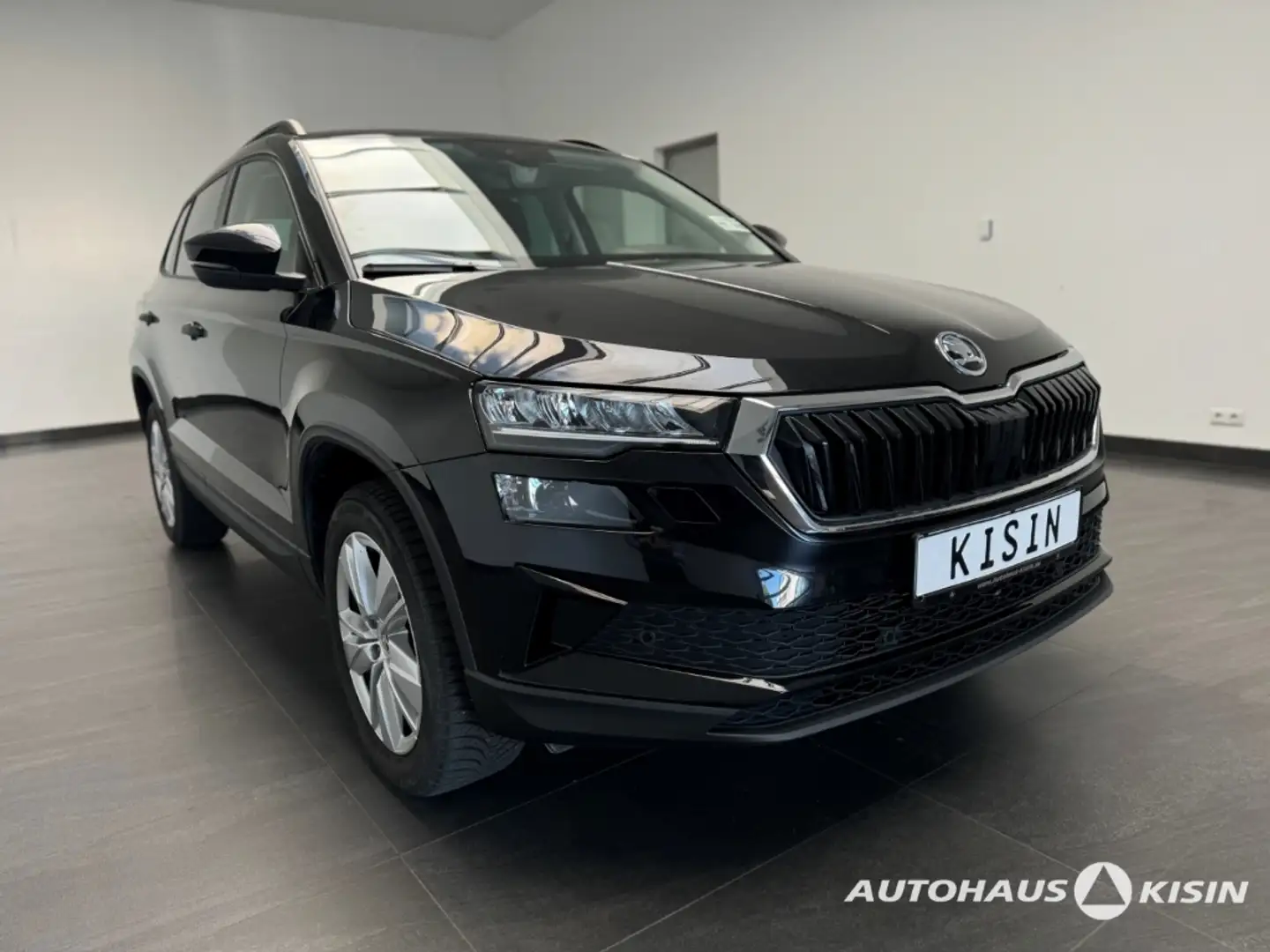 Skoda Karoq Selection 1.5 TSI Aut/LED /CAM /El.Heckklappe Schwarz - 2