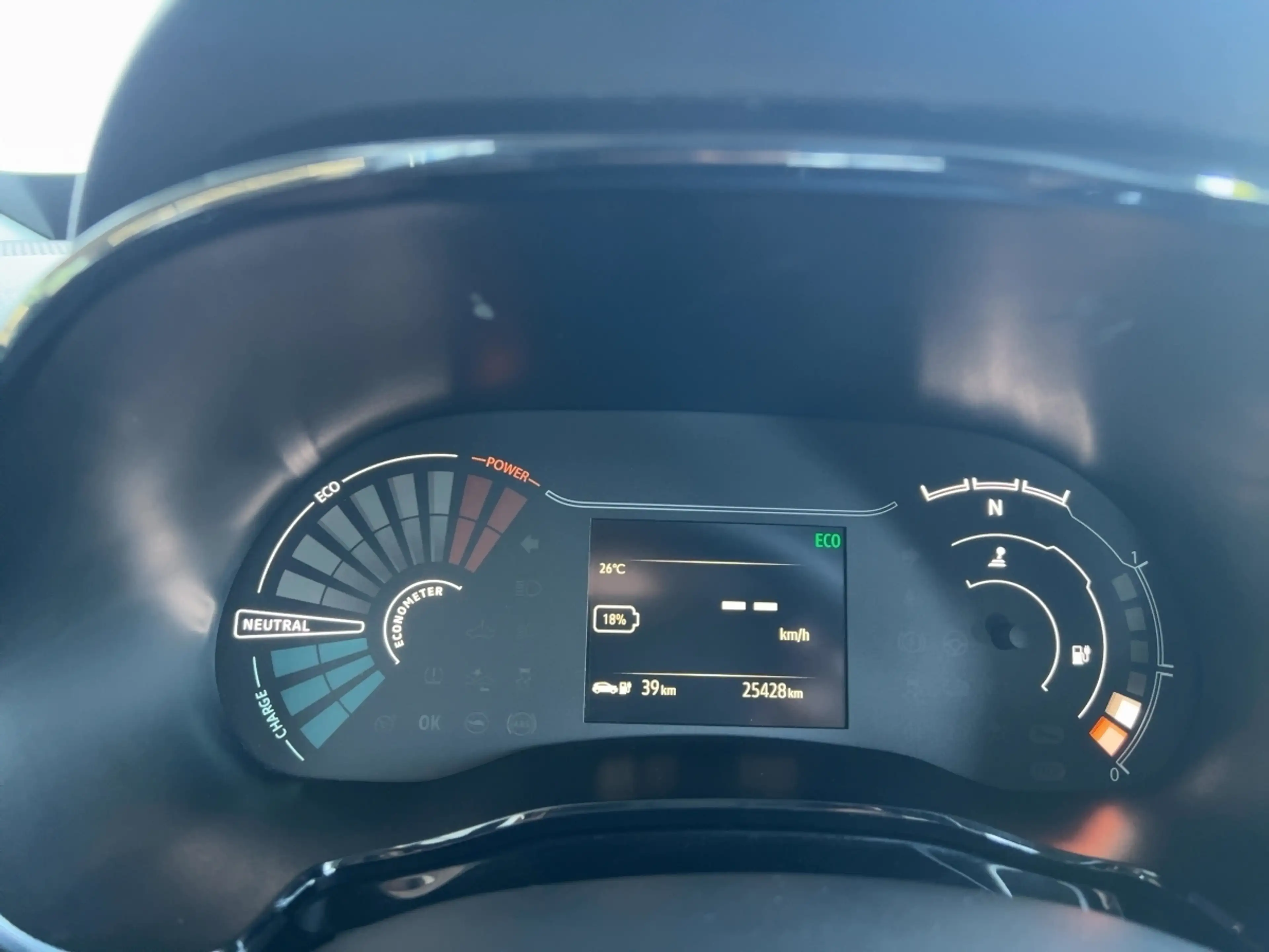 Dacia Spring Essential - KLIMA LED-Tagfahrlicht ABS ESP ZV — photo 13