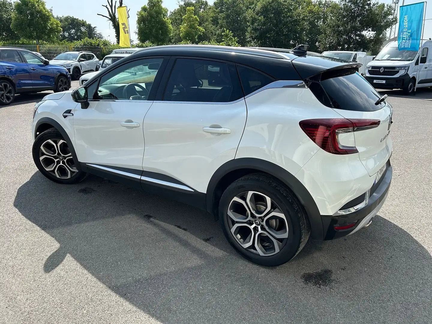 Renault Captur 1.3 TCE 140CH FAP INTENS EDC -21 Blanc - 2
