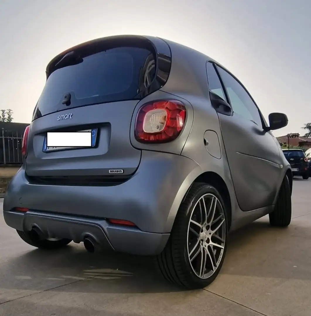 smart brabus Brabus Xclusive 109cv twinamic Gris - 2